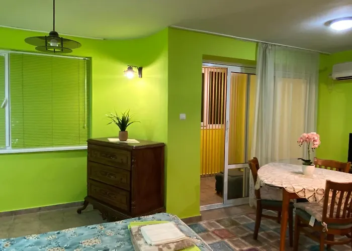 Aurora Sea Breeze ブルガス